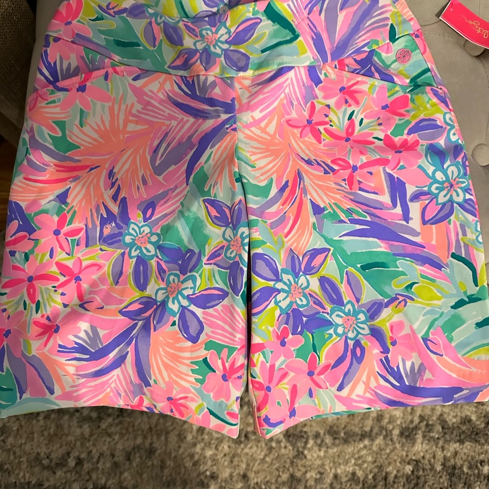 It was all a dream gold NWT lilly pulitzer size 6